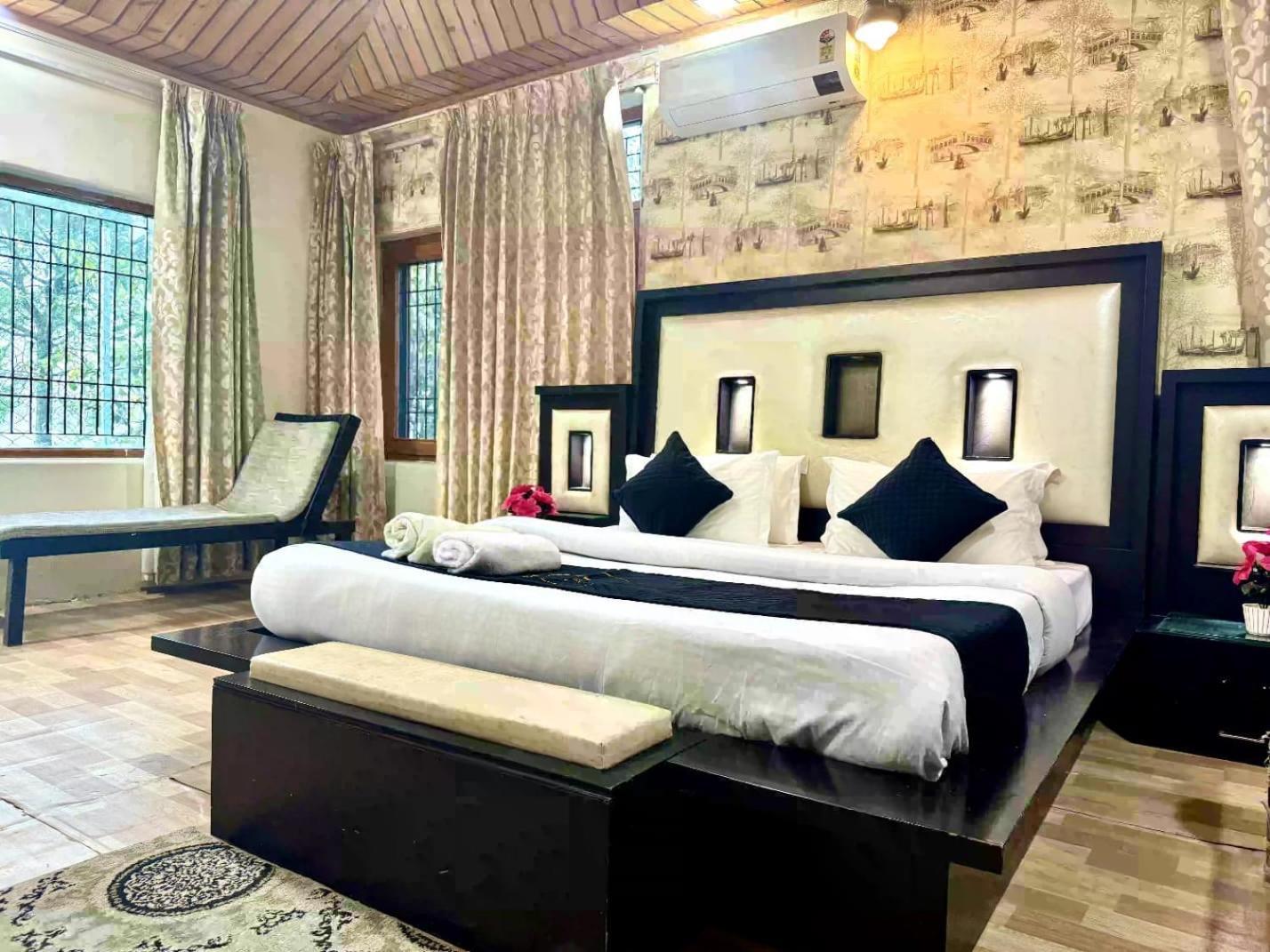 The Summer House Kasauli I Party & Music I Sky Bonfire I Managed By Exotic Stays 外观 照片