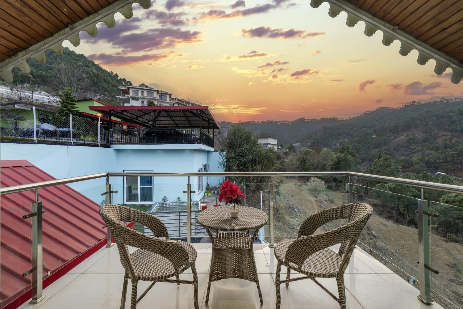 The Summer House Kasauli I Party & Music I Sky Bonfire I Managed By Exotic Stays 外观 照片